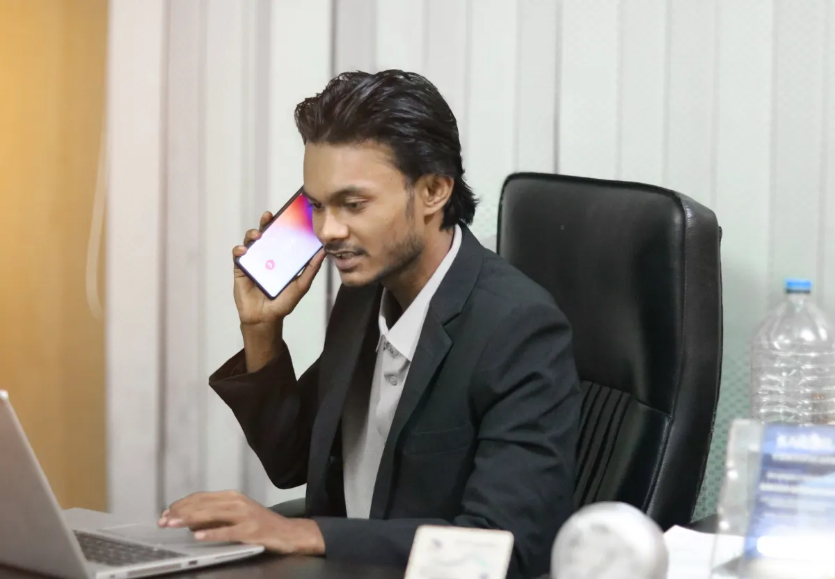 Enjamamul Haque (Kiron) engaging with the community
