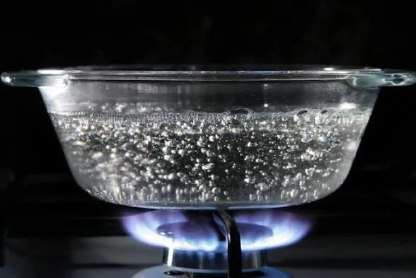 Water boiling vs purification